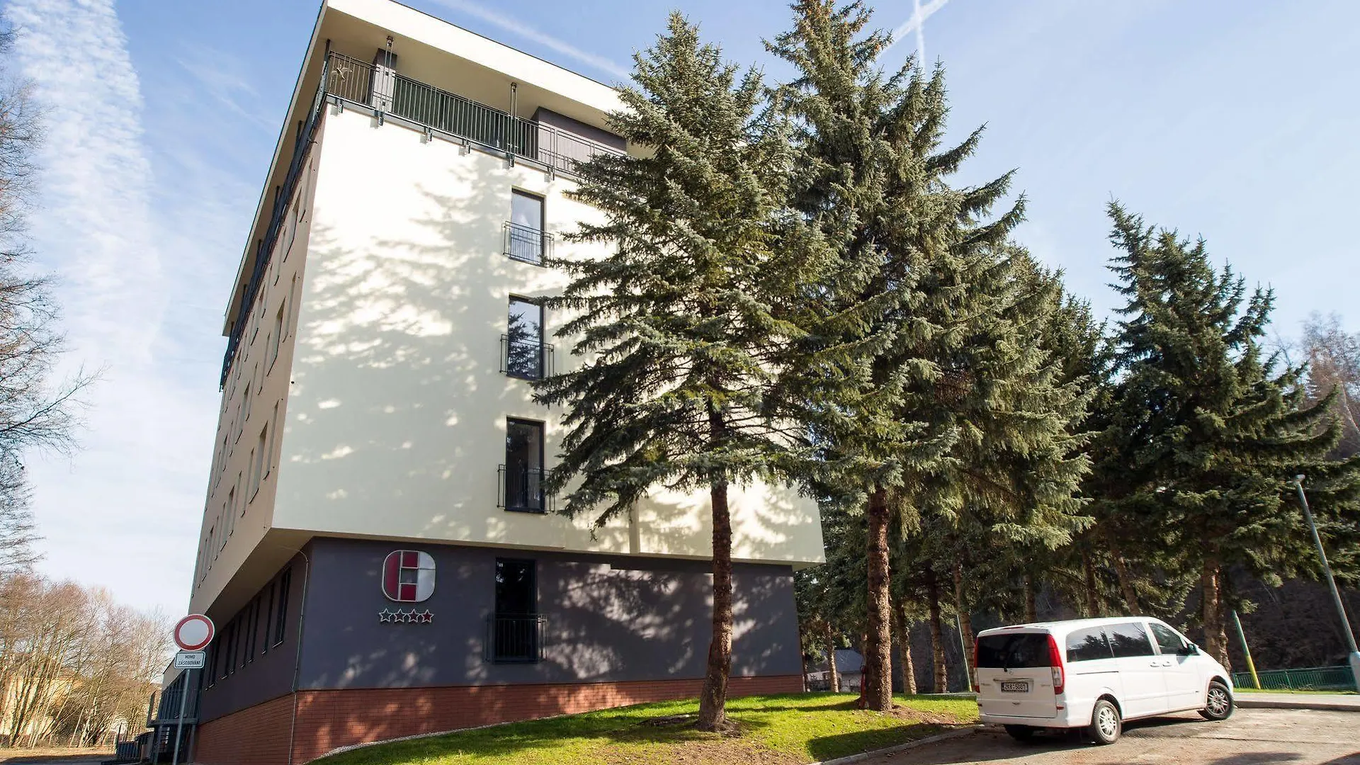 **** Hotel Parkhotel Carlsbad Inn Dalovice República Checa